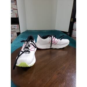 New Balance Fresh Foam X EVOZ v3 Shoes Size 9.5 Womens White Running Gym W860G10